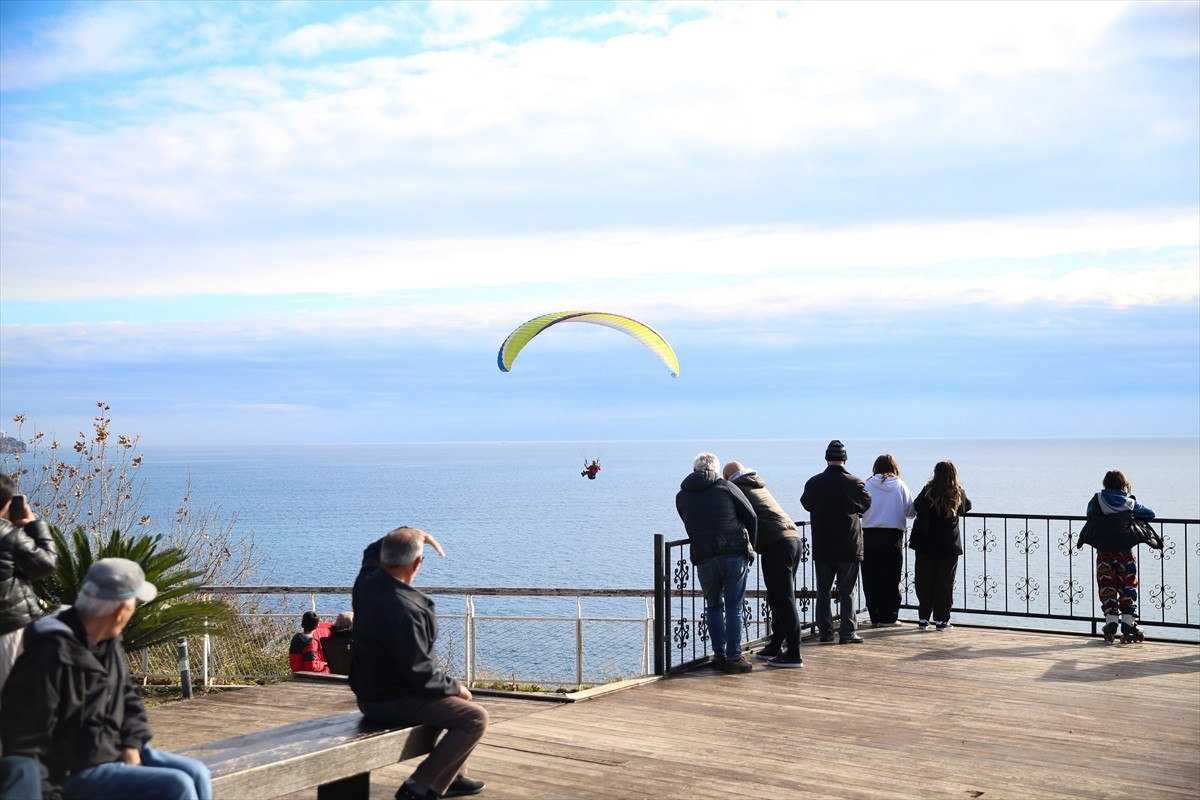 antalya sahilleri yeni yilin ilk haftasinda da dolu 1 QXIjG2C9