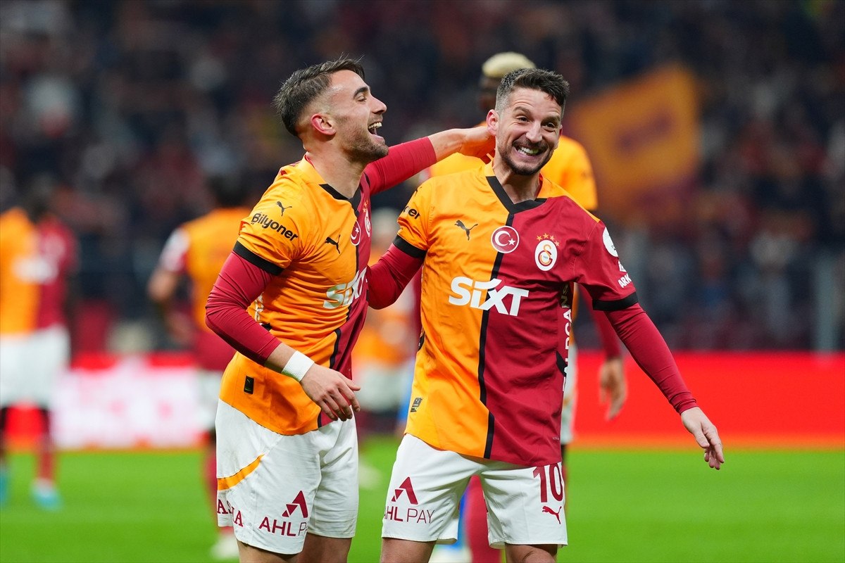 galatasaray yenilmezlik serisini 21 maca cikardi 1 jZ7g6iZF