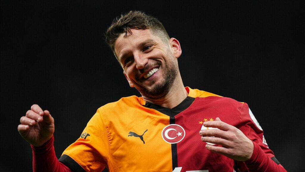 galatasarayda dries mertense kal baskisi fw4sV4lU