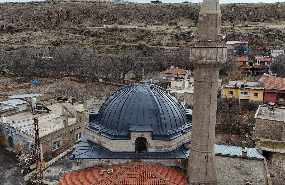 kayseride 571 yillik cami ihtisamiyla goz kamastiriyor 3 6HeQO17a