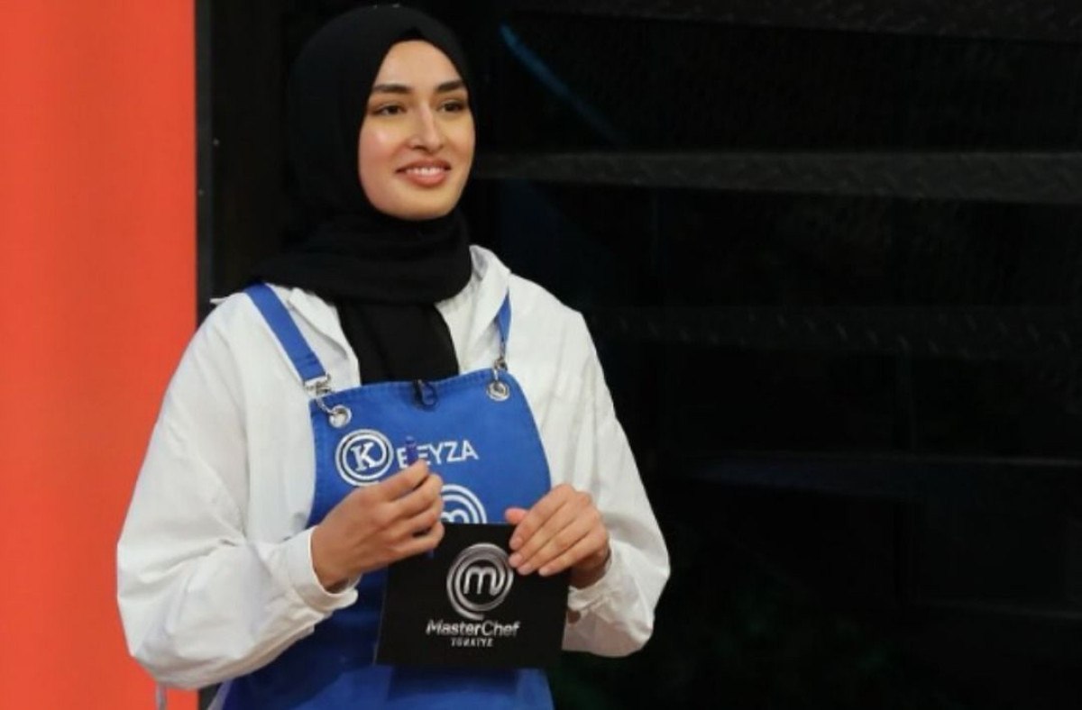 masterchef beyza kiz kardesini gosterdi sosyal medya sallandi bu guzellik genetik 0 q13QfiCN