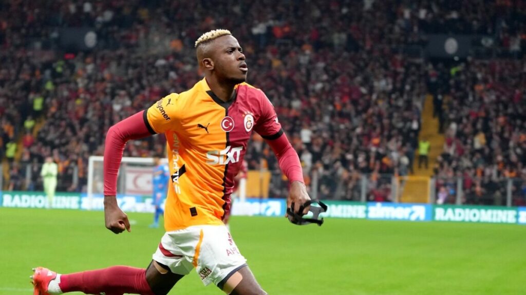 victor osimhenin yegeni galatasaray altyapisinda idmanlara cikiyor C4Y3JGXV