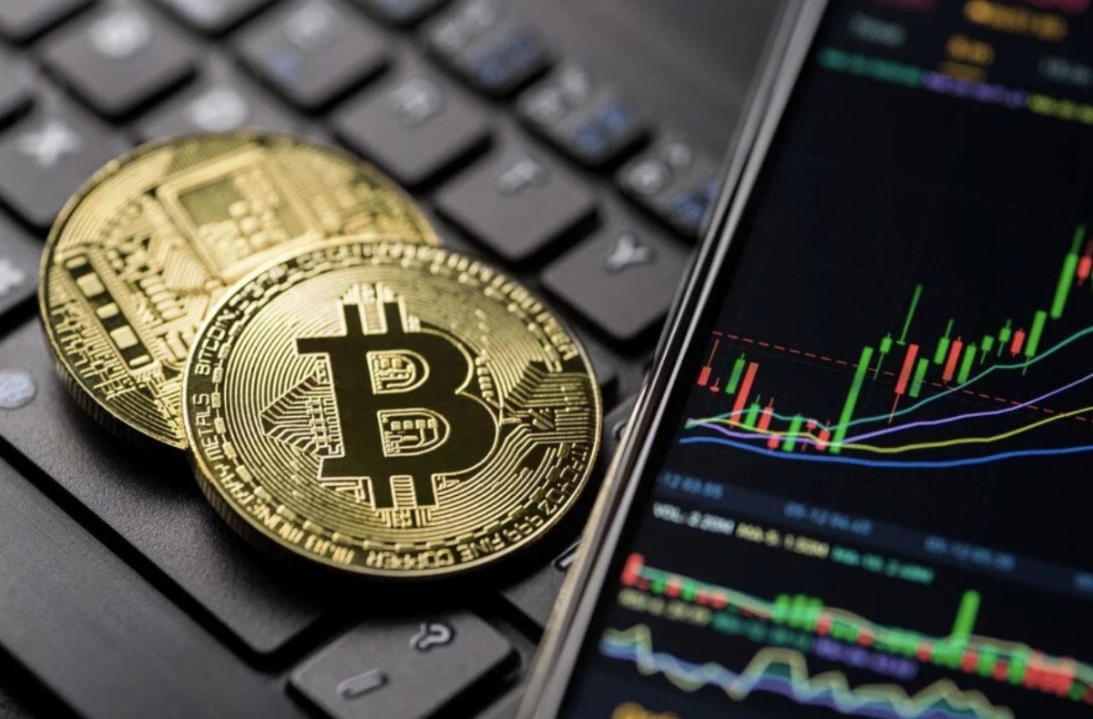 bitcoinde kalici enflasyon endisesi 696 milyon dolar buhar oldu 2 k72wqJ4G