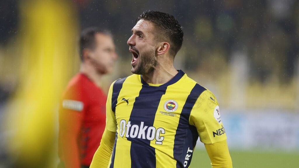 fenerbahcenin vazgecilmezi dusan tadic R79QJtLY