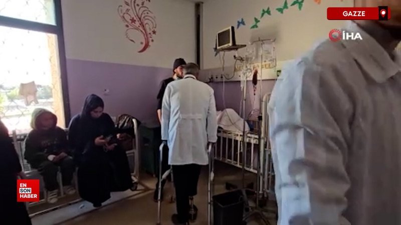 israil saldirilarinda bacagini kaybettigi halde doktorluga devam ediyor gRpdYLts