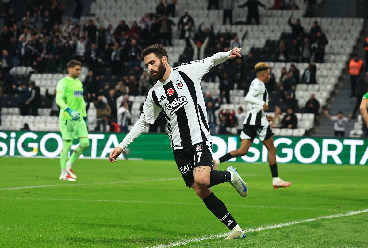 rafa silva toparlanma surecine giriyoruz 0 BQ8FcDG8