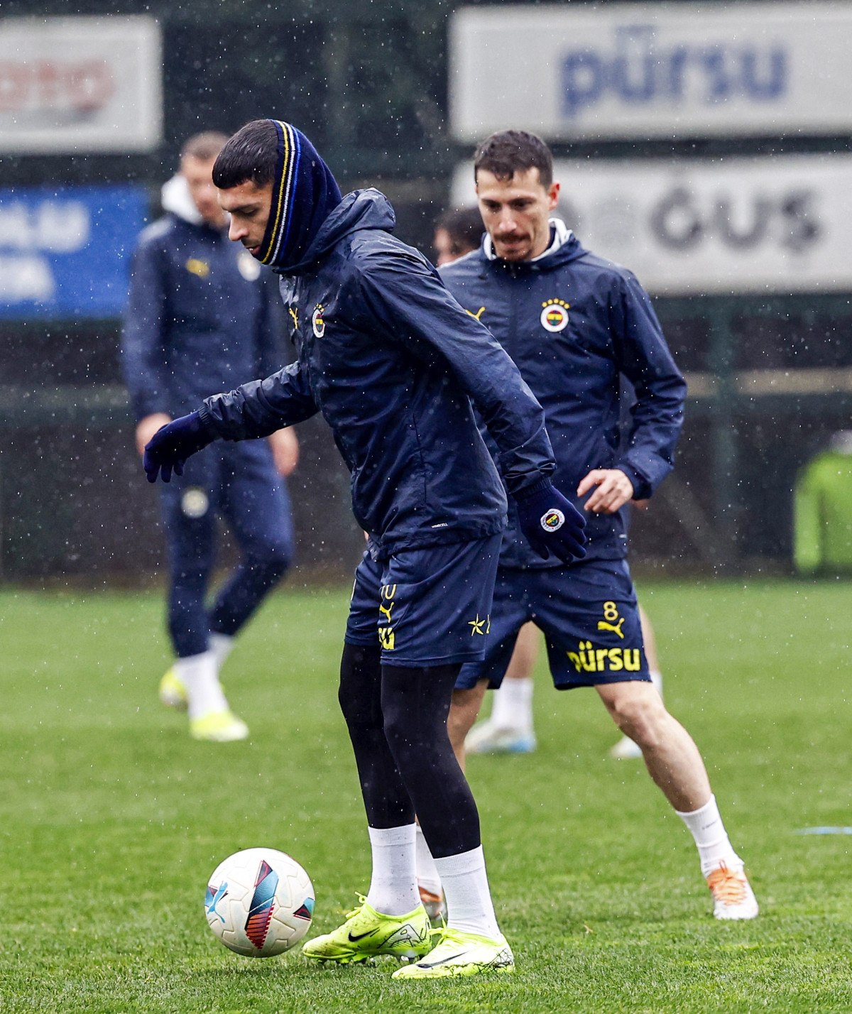 fenerbahcede konyaspor macinin hazirliklari surdu 1 A1UXy2hI