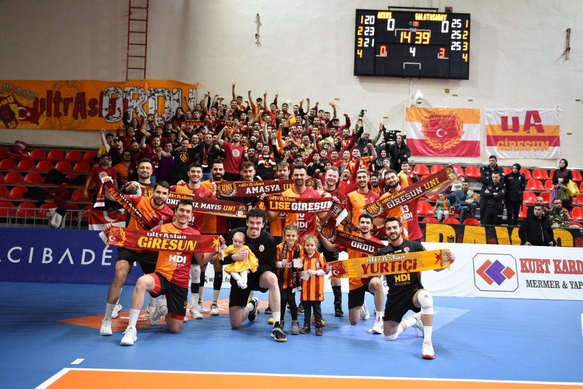 galatasaray akkus belediyespora set vermedi 1 emLpFJkM