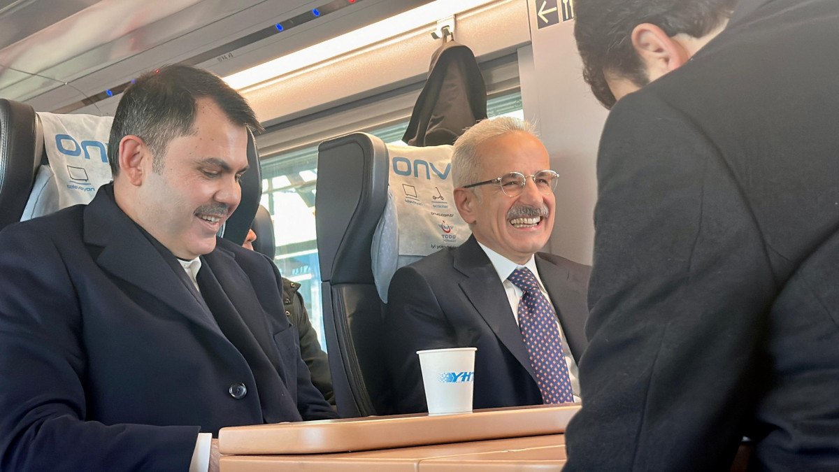 abdulkadir uraloglu ile murat kurum konyaya yht ile gitti 0 KHPpgmMr