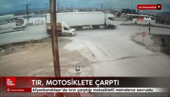 afyonkarahisarda tirin carptigi motosikletli metrelerce savruldu 8qsDsx1F
