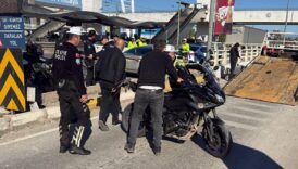 antalyada alkollu surucunun sikistirdigi motosikletli polis yaralandi 2qG5XvNY