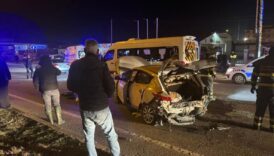 batmanda iki arac carpisti 5 kisi yaralandi rb6IhAbm
