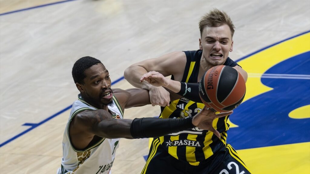 fenerbahce konuk ettigi zalgirisi yendi MP77Xl5i