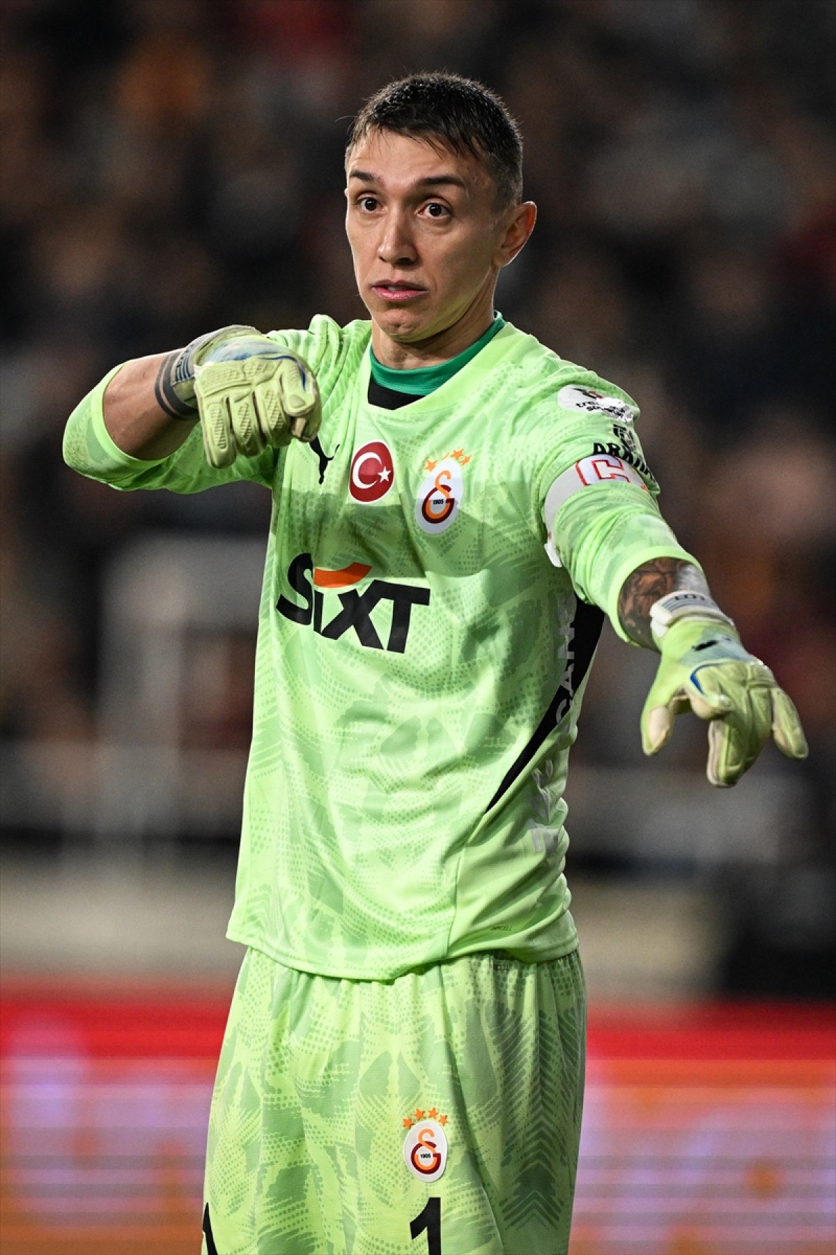 fernando muslera galatasarayi temsil etmek cok buyuk bir gurur 0 1cTXWail