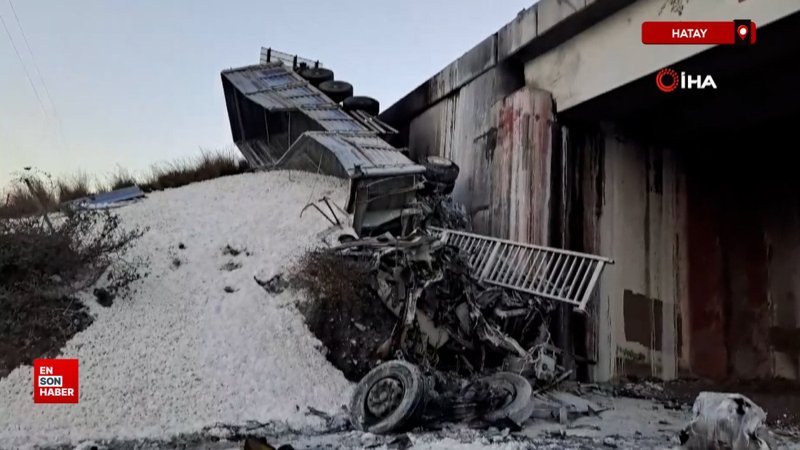 Hatay'da köprüden uçan tırın sürücüsü yanarak can verdi 1 hatayda kopruden ucan tirin surucusu yanarak can verdi