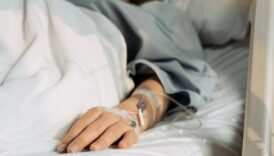 iskocyada hamile oldugunu ogrendikten 40 dakika sonra dogum yapti pRrLge6T