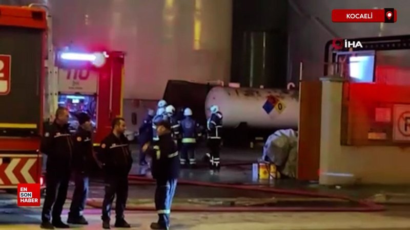 Kocaeli'de petrol dolum tesisinde yangın 1 kocaelide petrol dolum tesisinde yangin WUDsBTTs