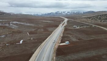 korkuteli elmali yolu bugun hizmete acilacak 45pFr34D