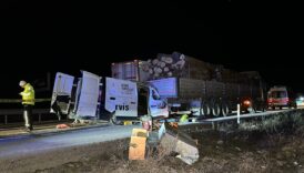 kutahyada kamyonet carptigi tirin dorsesinde suruklendi 1 olu et9xb5kM