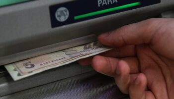 zamli emekli maaslari bugunden itibaren hesaplara yatirilmaya baslandi 9smW7wKK