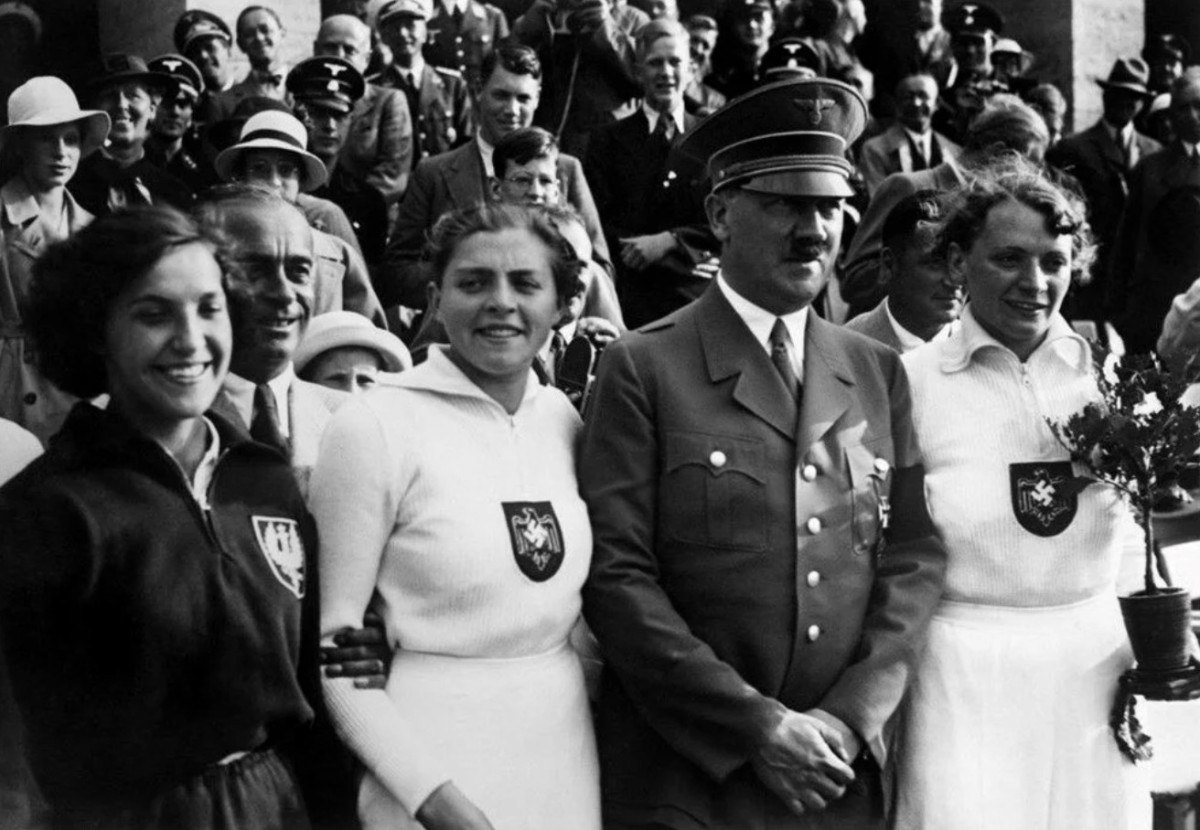 adolf hitlerin sapiginin gizli gunlugu yayinlandi fuhrer cennet gibiydi 4 ay2zlH1X