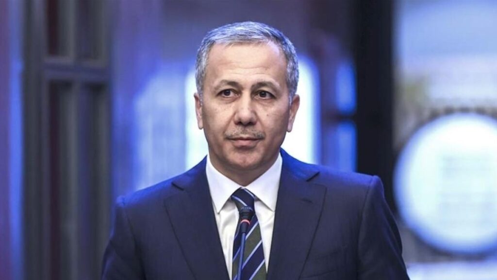 ali yerlikaya sehirlerarasi yolcu tasimaciliginda 447 bin 978 surucuye ceza kesildi 9ckMl7zf