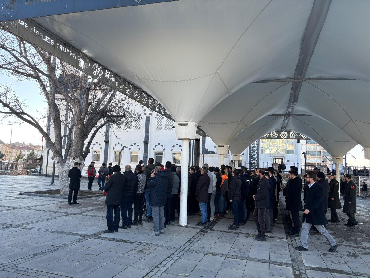 anakarada kore gazisi icin askeri toren duzenlendi 1 iYSsBrYD