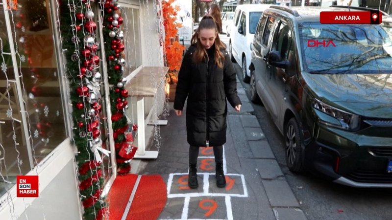 Ankara'da kaldırıma seksek oyunu çizdi, renkli görüntüler oluştu 1 ankarada kaldirima seksek oyunu cizdi renkli goruntuler olustu lDPV6IbC