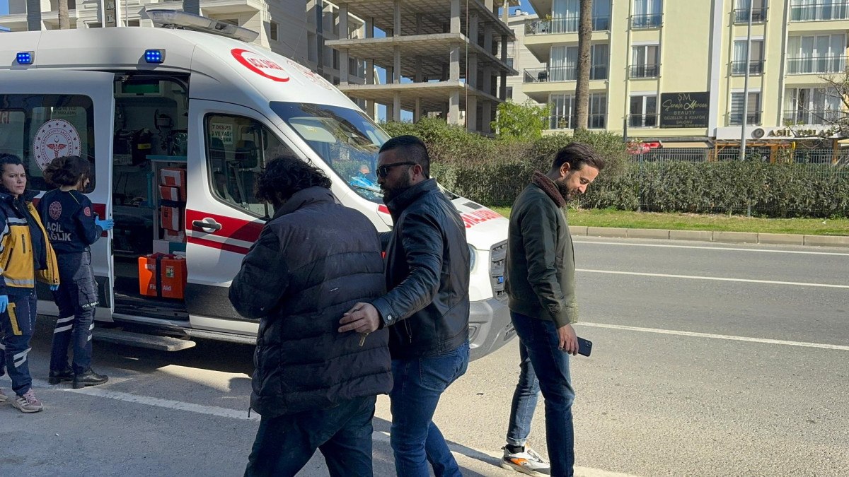 antalyada dislerini yaptiramayan adam catiya cikti polisten soz alinca vazgecti 2 9bUPMWHf