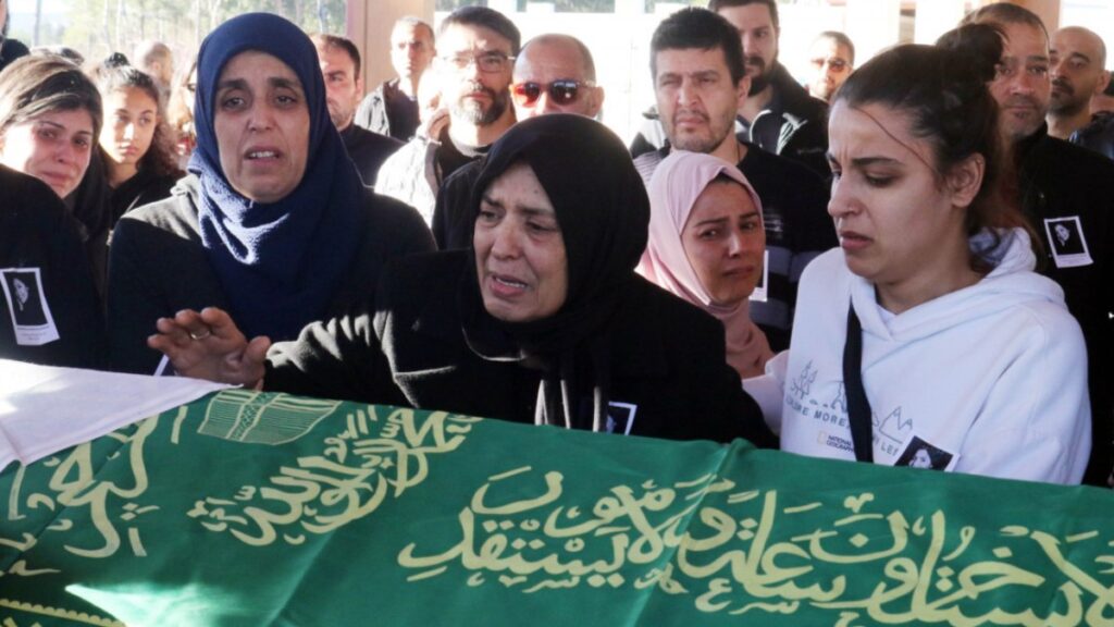 antalyada eski esinin uzerine benzin dokup atese verdigi genc kadina veda 7rFqCOgQ