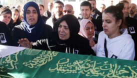 antalyada eski esinin uzerine benzin dokup atese verdigi genc kadina veda 7rFqCOgQ