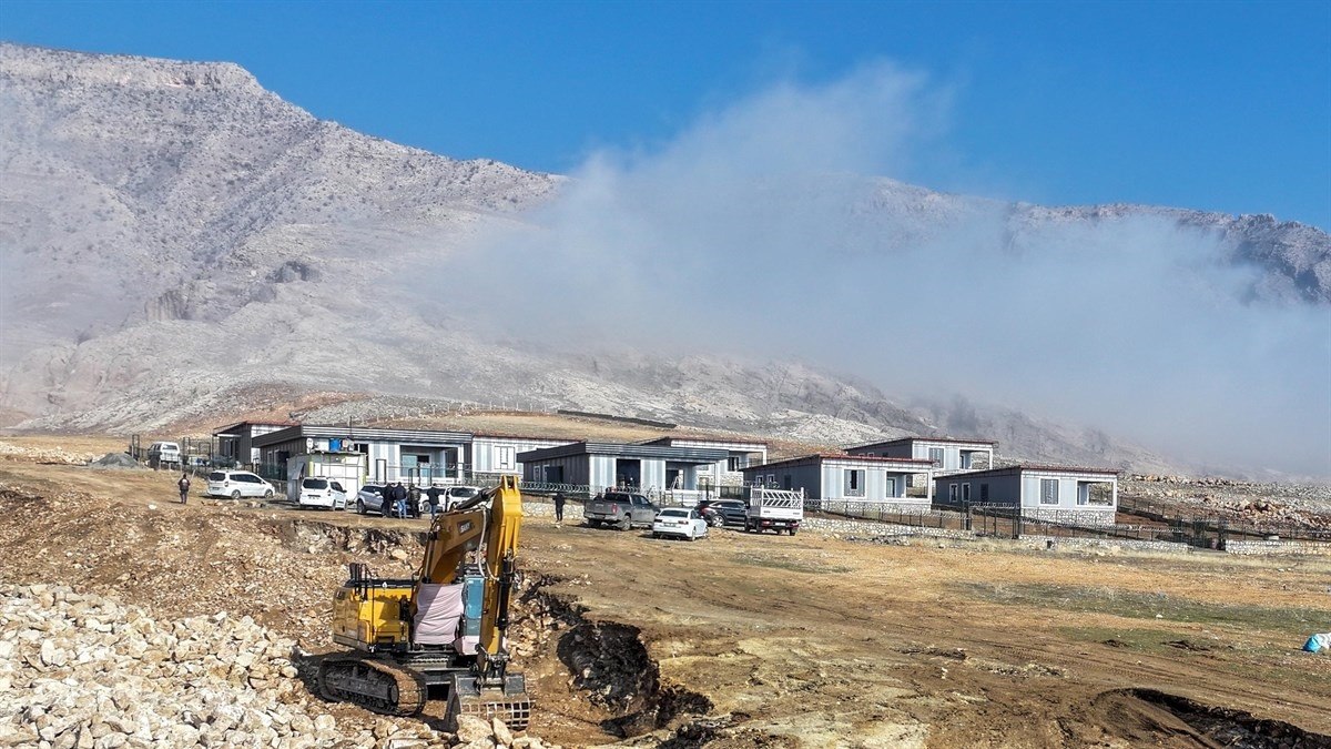 batmanda kacak villa operasyonu 8 bina yikildi 1