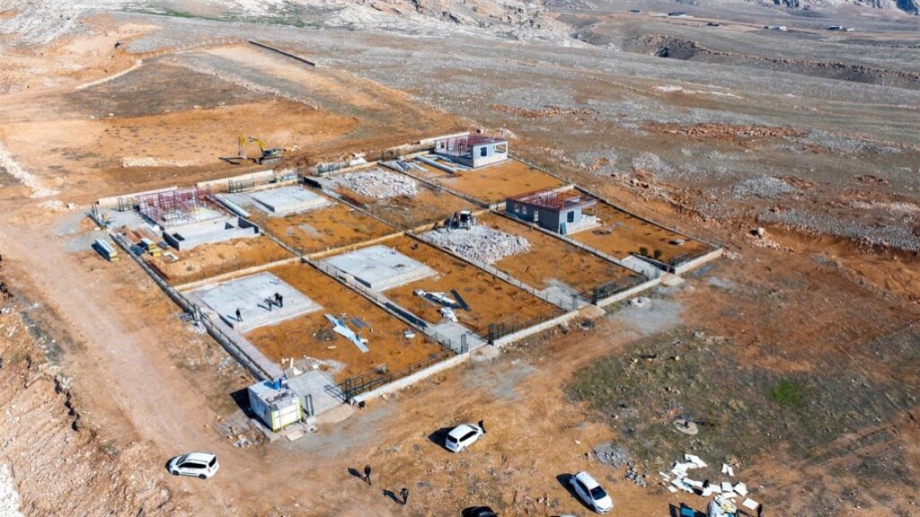 batmanda kacak villa operasyonu 8 bina yikildi swFXTnJk