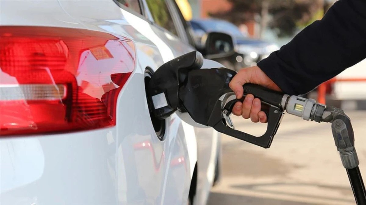 benzine gelen zam pompa fiyatlarina yansidi 0 4nwsil6T