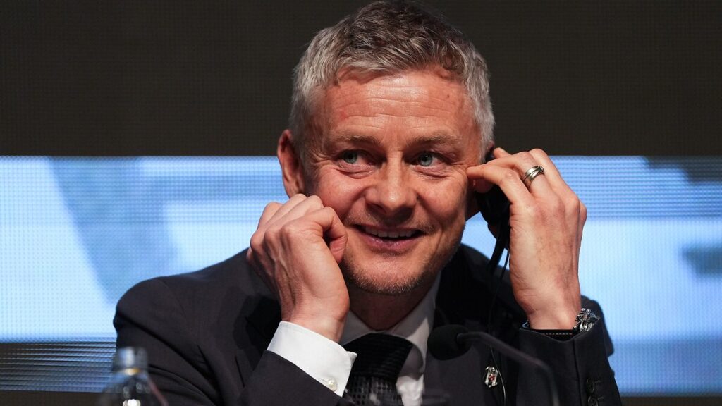 besiktas scout sefini bekliyor PCnvXn3q