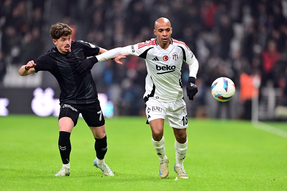 besiktas taraftari joao marioyu islikladi 0 znQ9uLec