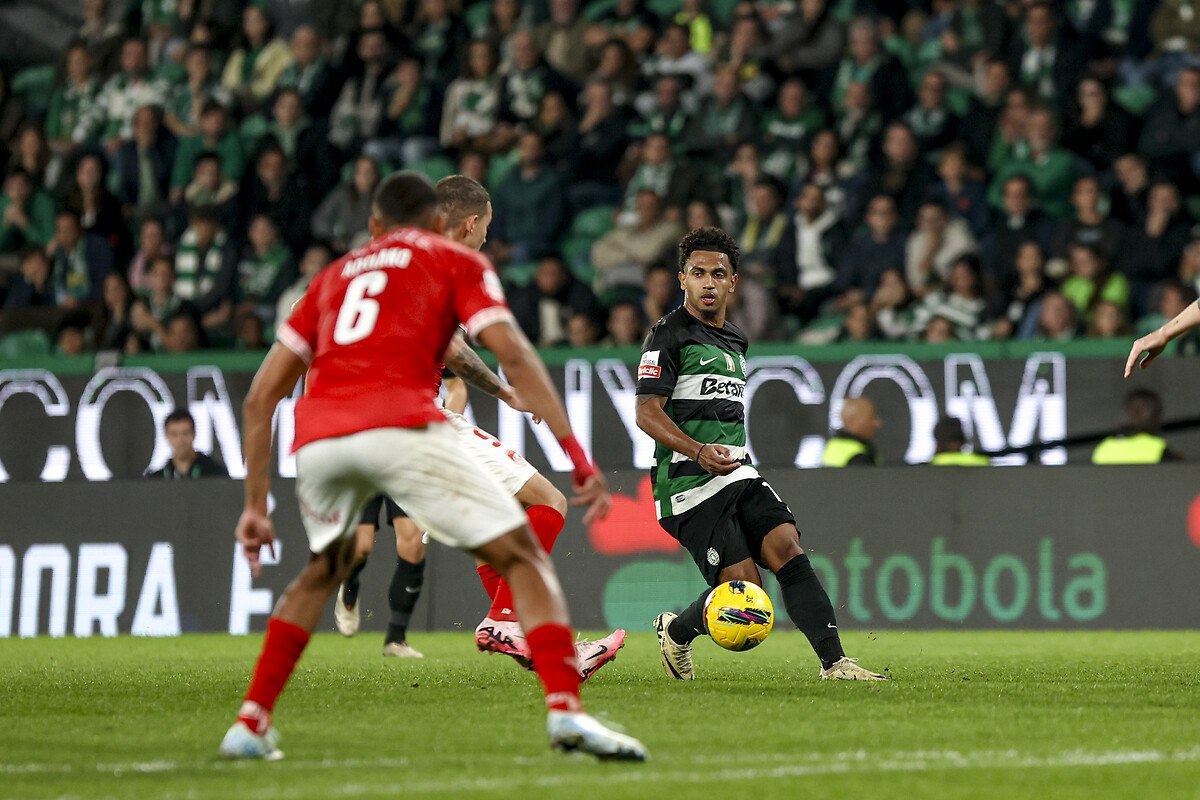 besiktasta kanat harekati marcus edwards 0