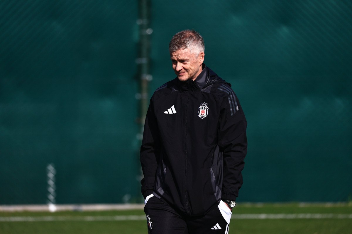 besiktasta ole gunnar solskjaer ilk idmanina cikti 1 PzR8kDdc