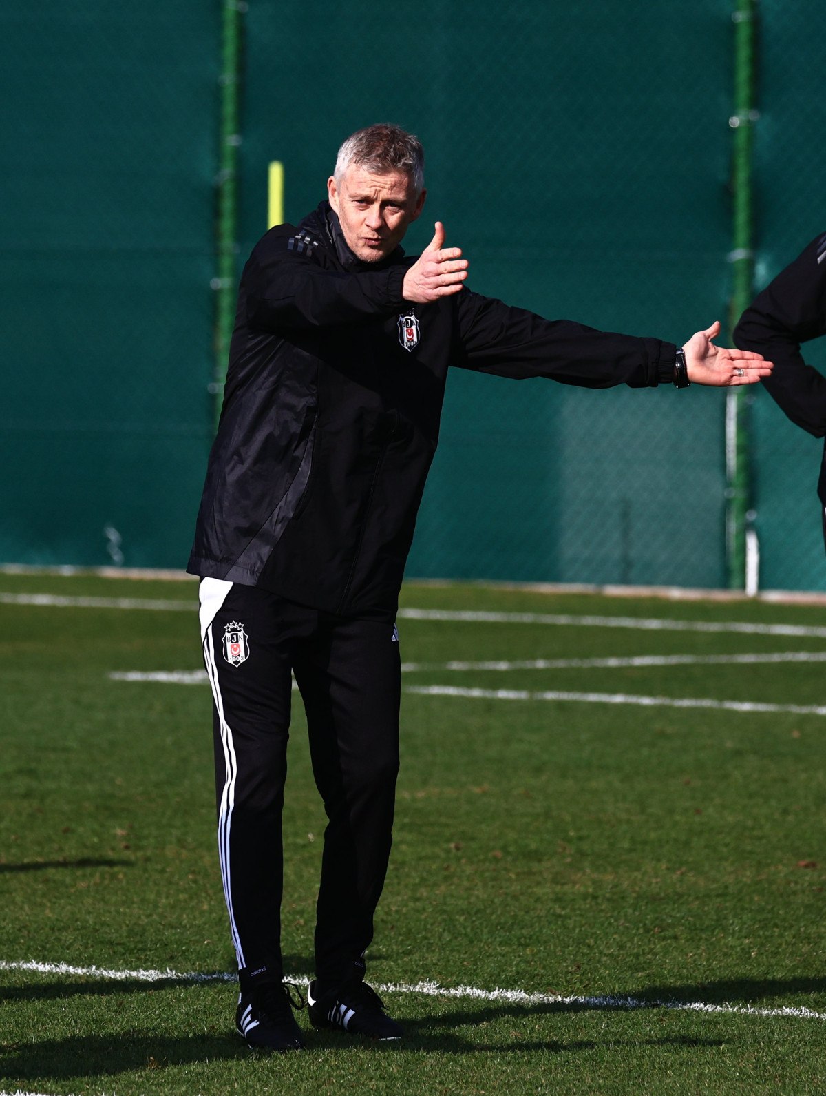 besiktasta ole gunnar solskjaer ilk idmanina cikti 2 cnUGHtFm