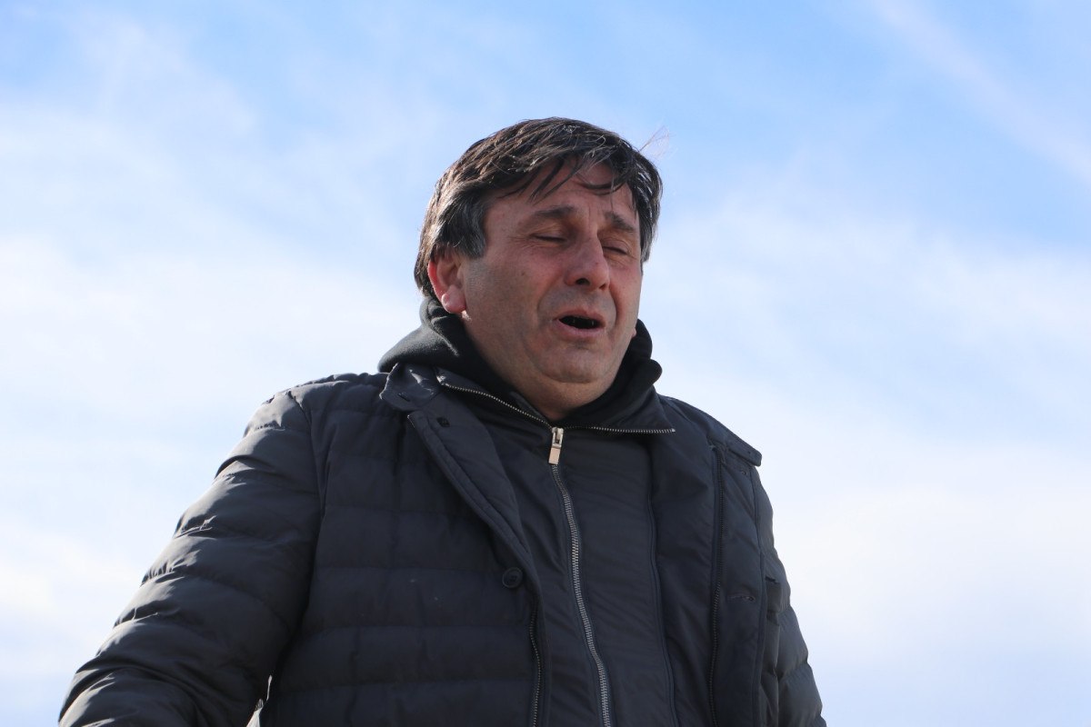 bolu kartalkayada yanan otelin onunde aci bekleyis 3