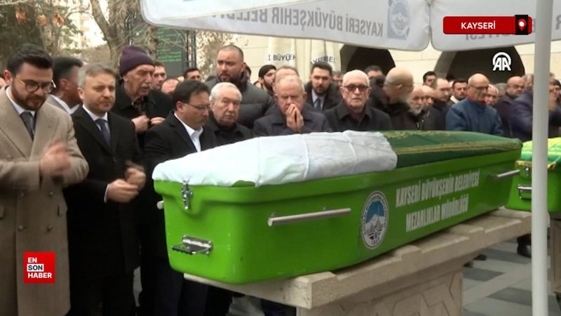 Bolu'da hayatını kaybeden üniversite öğrencisi son yolculuğuna uğurlandı 1 boluda hayatini kaybeden universite ogrencisi son yolculuguna ugurlandi H9kzdV9u