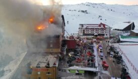 boluda otel yangininda dogan cifti 2 cocuguyla can verdi 4aBPxqrB