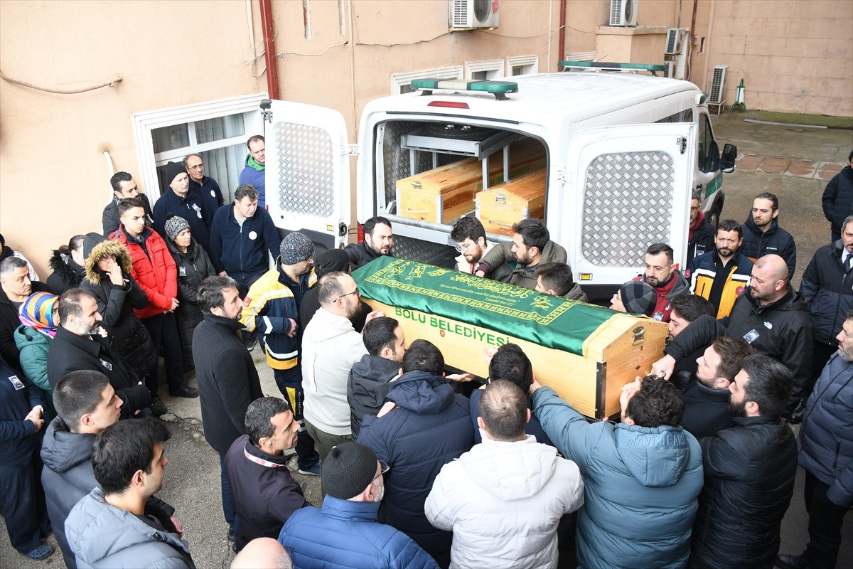 boluda otel yangininda olen doktora calistigi hastanede veda toreni 7