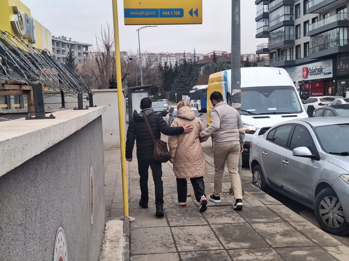 boluda otel yangininda olen kizi ve torununun kimlik tespiti icin dna ornegi verdi 0