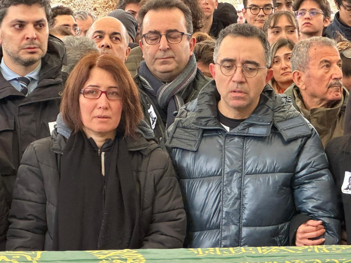boludaki otel yangininda hayatini kaybetmisti liseli omure veda 0 8bgy73NT