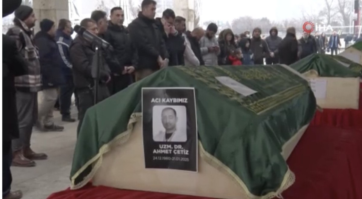 boludaki yanginda vefat eden cetiz ailesi son yolculuguna ugurlandi 1 GprRfKH6