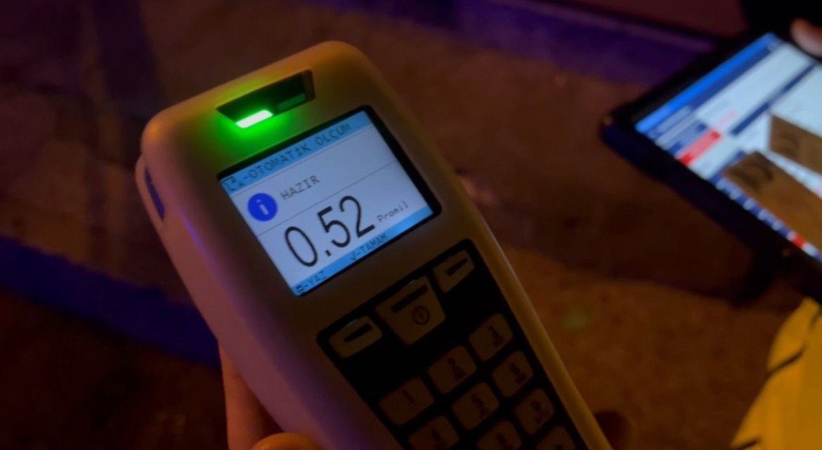 bursada denetimden kacarken kaza yapti alkolum vardi be abi 3