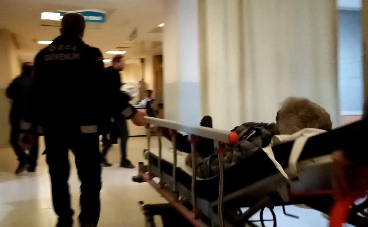 bursada psikolojik sorunlari olan genc babasini bicakladi 0 jAXWRHXB