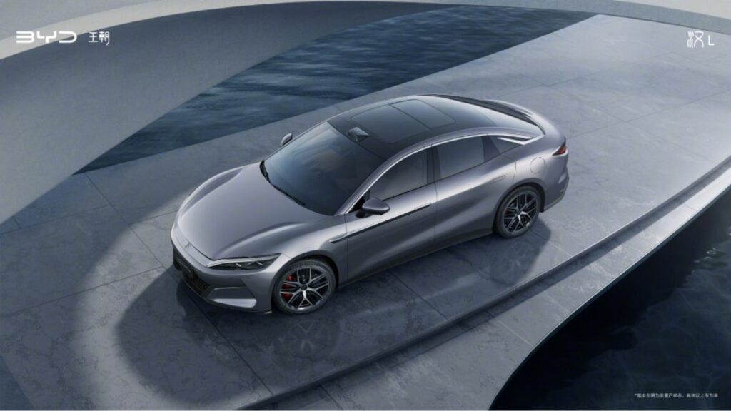 byd yeni otomobillerini tanitti karsinizda han l ve tang l il9NFDUy