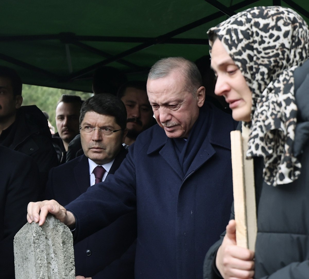 cumhurbaskani erdogan boludaki taziye ziyaretinde kuran i kerim okudu 1 tW6cFLzH